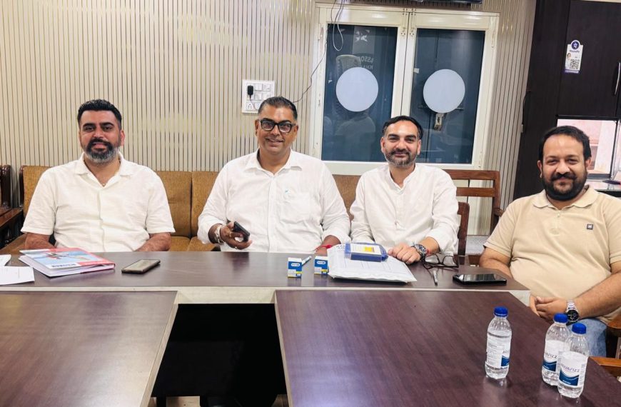 ਬਾਰ ਐਸੋਸੀਏਸ਼ਨ ਖੰਨਾ ਦੀਆਂ ਚੋਣਾਂ ਲਈ ਪਹਿਲੇ ਦਿਨ ਇੱਕ ਉਮੀਦਵਾਰ ਵੱਲੋਂ ਕੀਤੇ ਗਏ ਪੇਪਰ ਦਾਖਲ