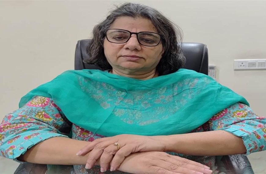 गार्गी साहनी केस में स्वास्थ्य विभाग का कड़ा एक्शन, सिविल सर्जन ने  एसएमओ डा. मनिंदर सिंह भसीन से मांगा जवाबमीडिया में मामला सामने आने के बाद हरकत में आया विभाग, एसएमओ भसीन को पत्र भेजकर मांगी पूरे मामले की रिपोर्ट, लापरवाही मिली तो कार्रवाई का भरोसा