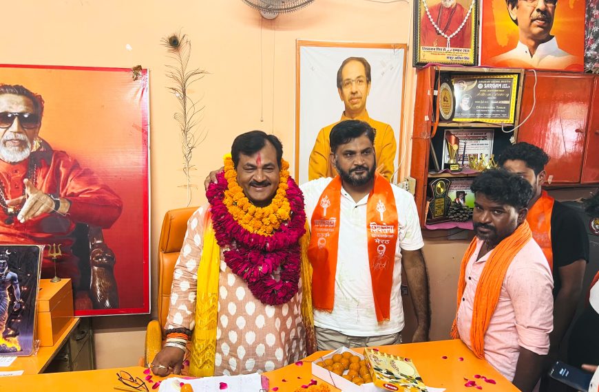 नवनियुक्त पश्चिमी यूपी प्रभारी धर्मेन्द्र तोमर का शिवसेना कार्यालय पर हुआ स्वागत